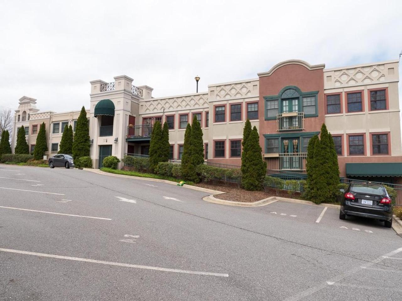 The Easy Spot Dt Parking Villa Asheville Eksteriør billede
